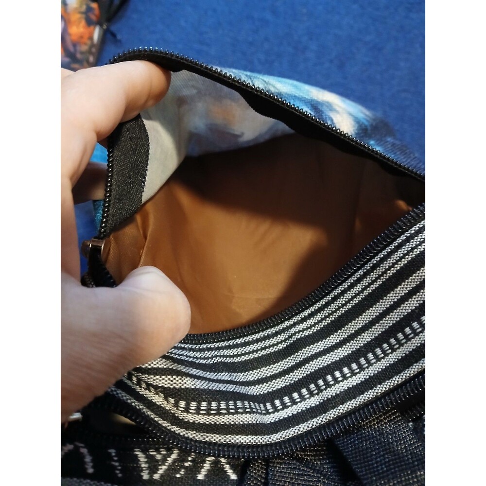 Wolf Tribal crossbody/ shoulder Bag Adjustable straps - Picture 5 of 7